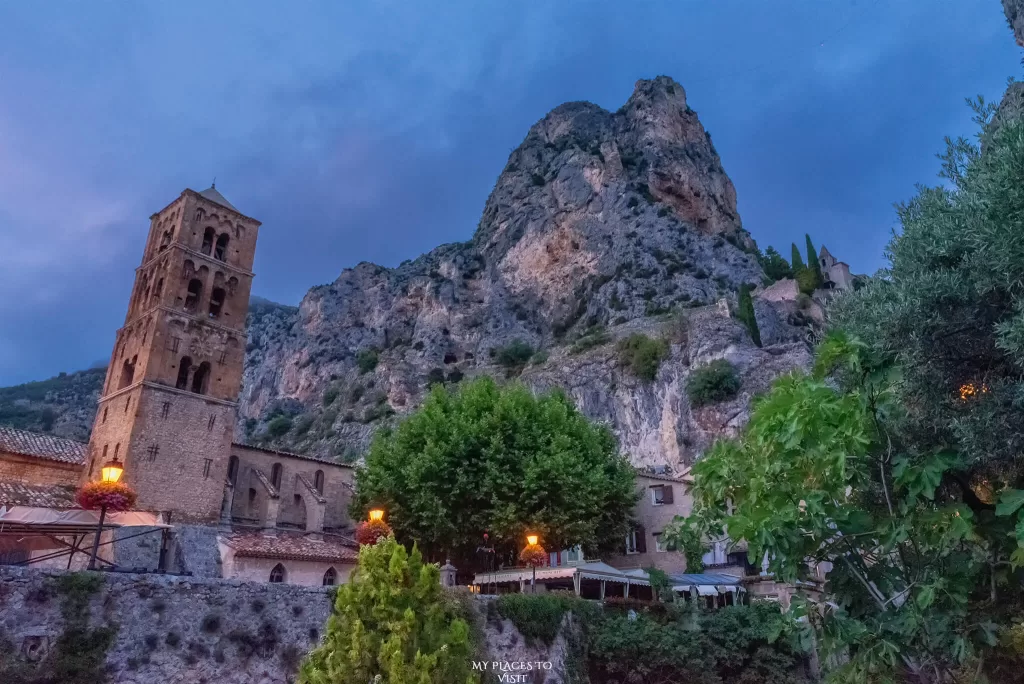 Мустие сен Мари - най-красивите села на Прованс